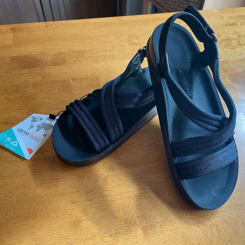 Size 7 (EU 37) Aerothotic Handal Slingback sandals